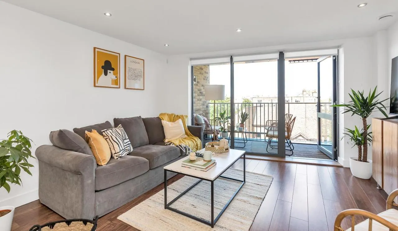 Apartament Modern Luxe Apt Just 10 Mins From Tower Bridge! Easy Access To Tube And Bus Londyn